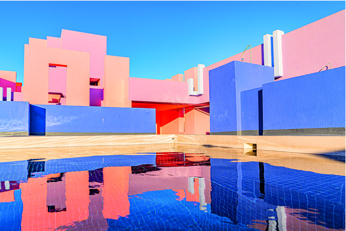 Muralla Roja Ricardo Bofill Calp