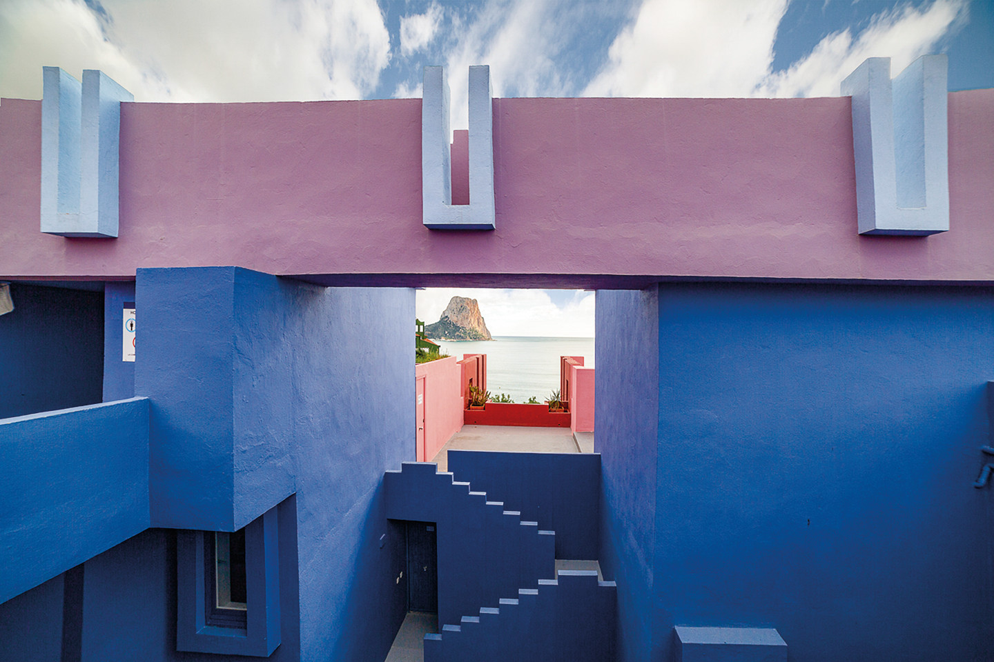 Muralla Roja Ricardo Bofill Calp